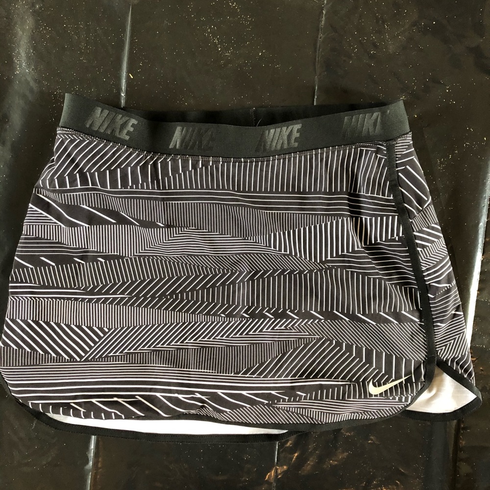 Golf skort